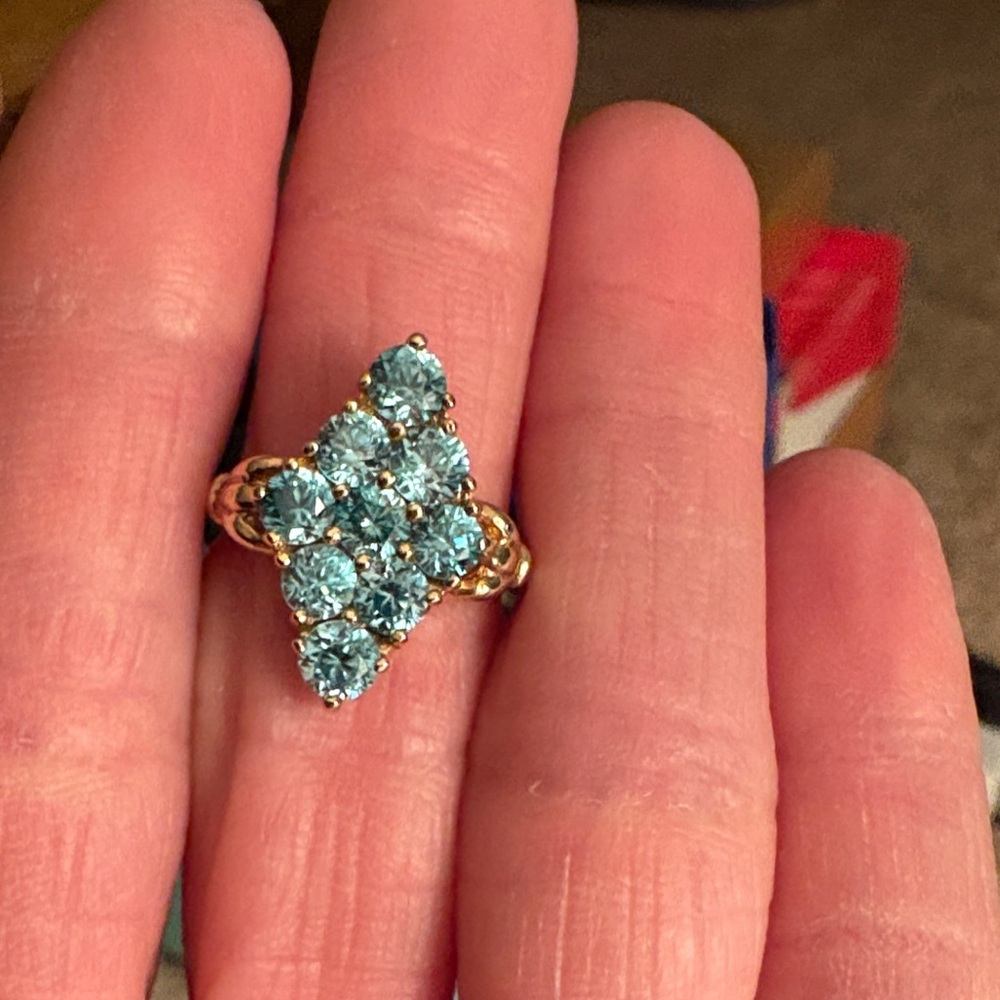 Vintage Blue Zircon Cluster Ring In 10K Solid Yellow Gold